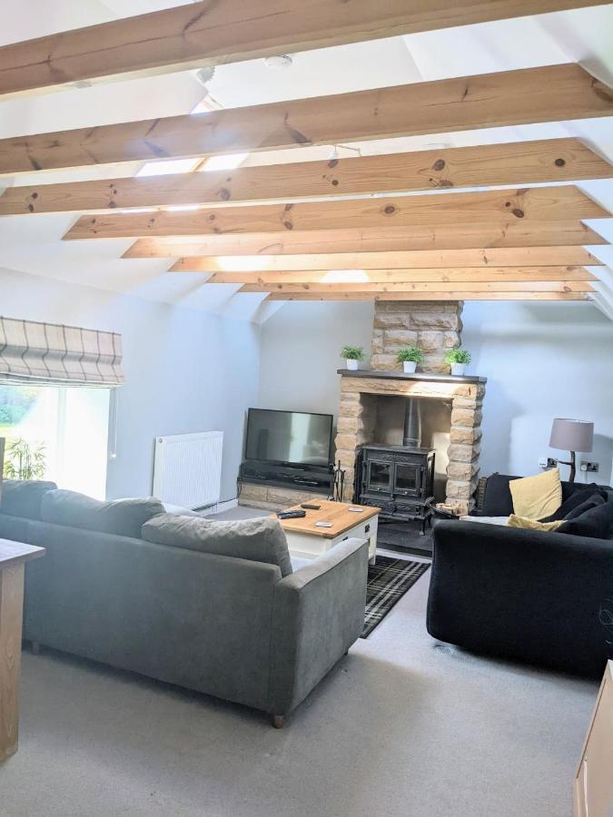 Ailnack Cottage -Cheerful Cottage With Secure Garden And Off Street Parking Sleeps 4 Tomintoul Bagian luar foto