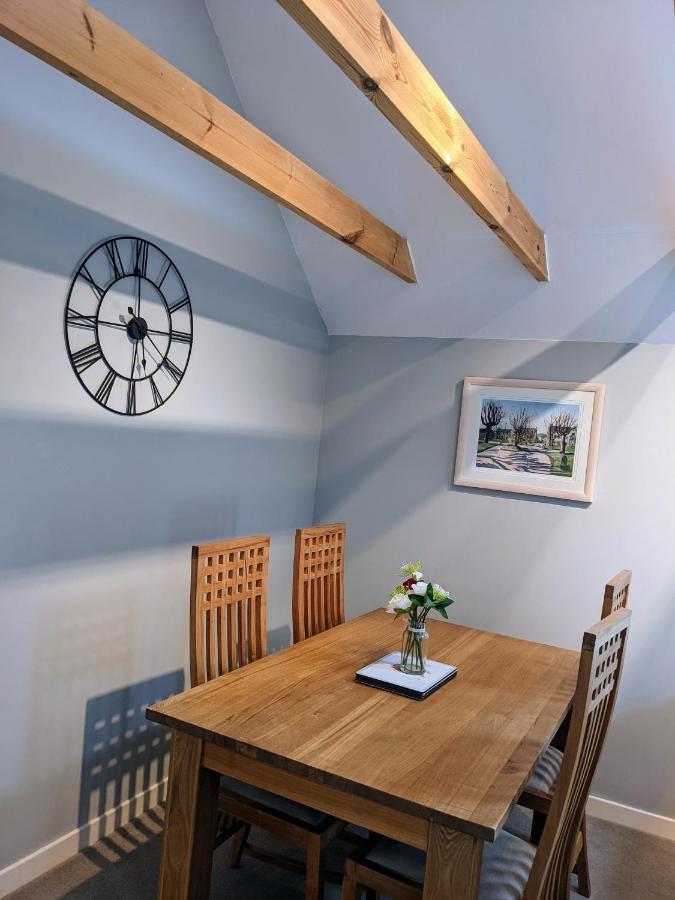 Ailnack Cottage -Cheerful Cottage With Secure Garden And Off Street Parking Sleeps 4 Tomintoul Bagian luar foto